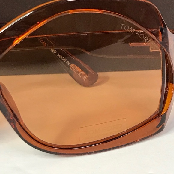 💯 - New Authentic Tom Ford Brown Oversized Ladies Sunglasses FT0903 48E 68. - Picture 10 of 14
